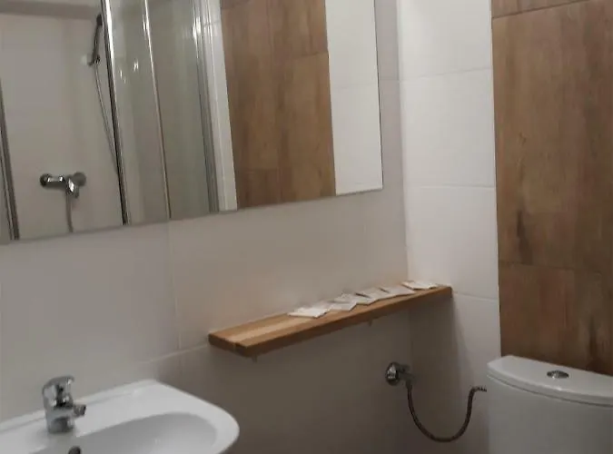 بيت شباب Mala Maggie شتوروك